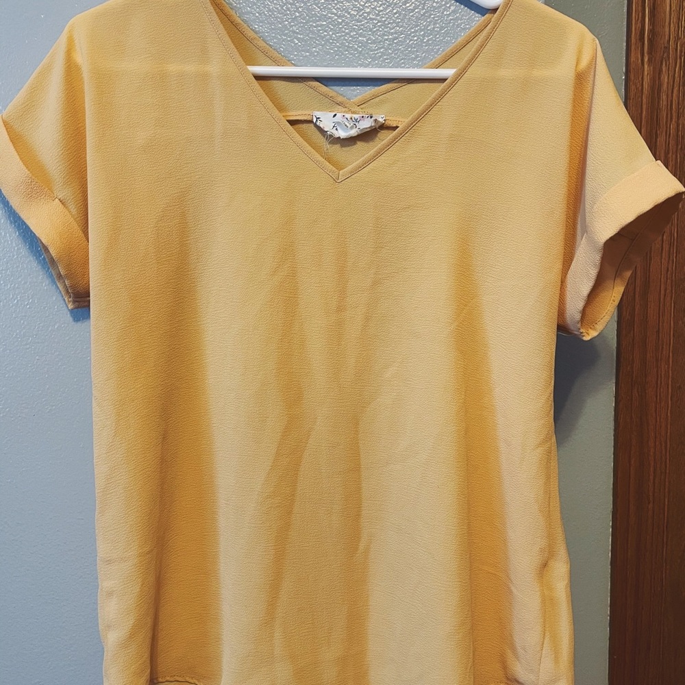 Yellow Short Sleeve Top !!
